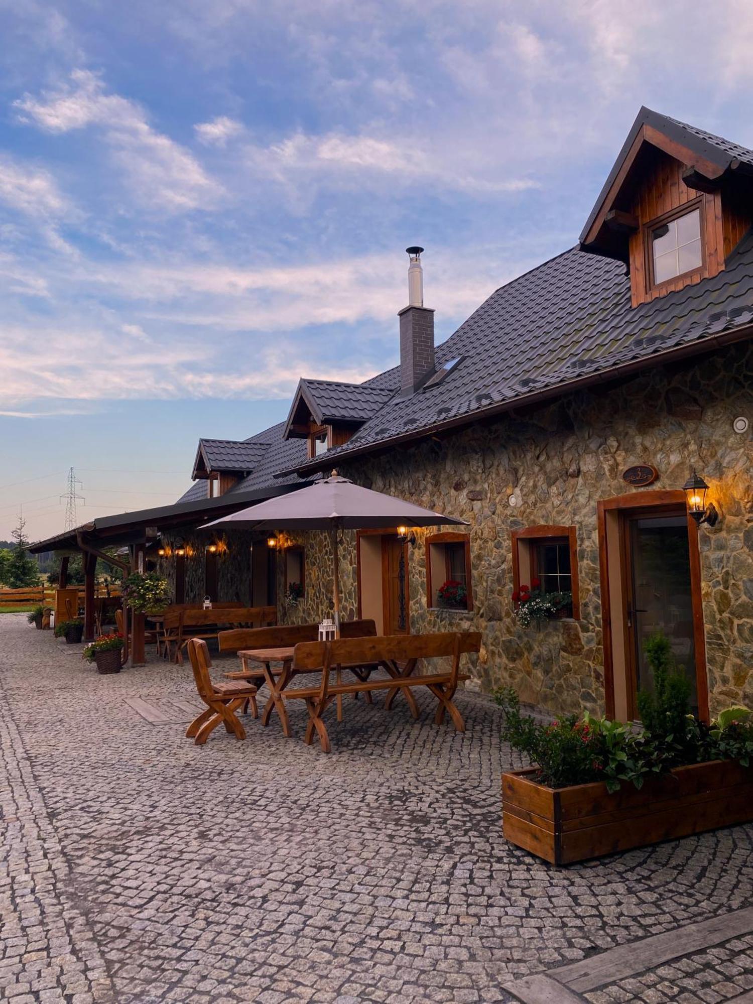 Aparthotel Kamien I Sowa Lipinki Łużyckie Exterior foto
